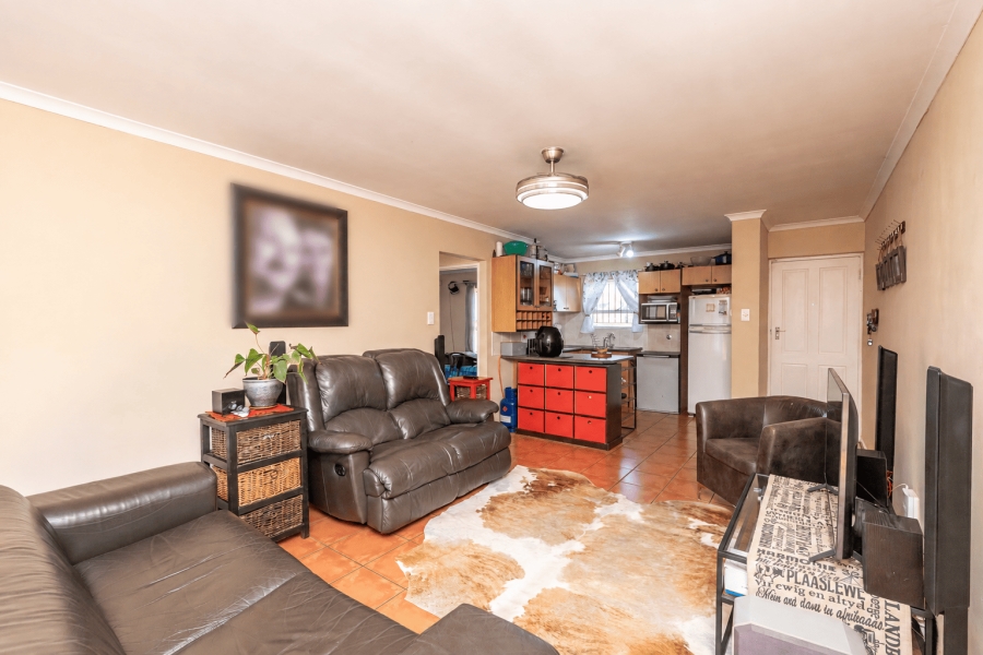 2 Bedroom Property for Sale in Protea Heights Western Cape